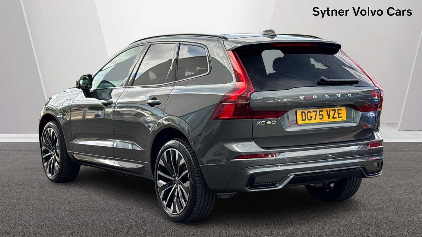 Volvo XC60 T8 Ultra, AWD Plug-in hybrid, Electric/Petrol, Dark