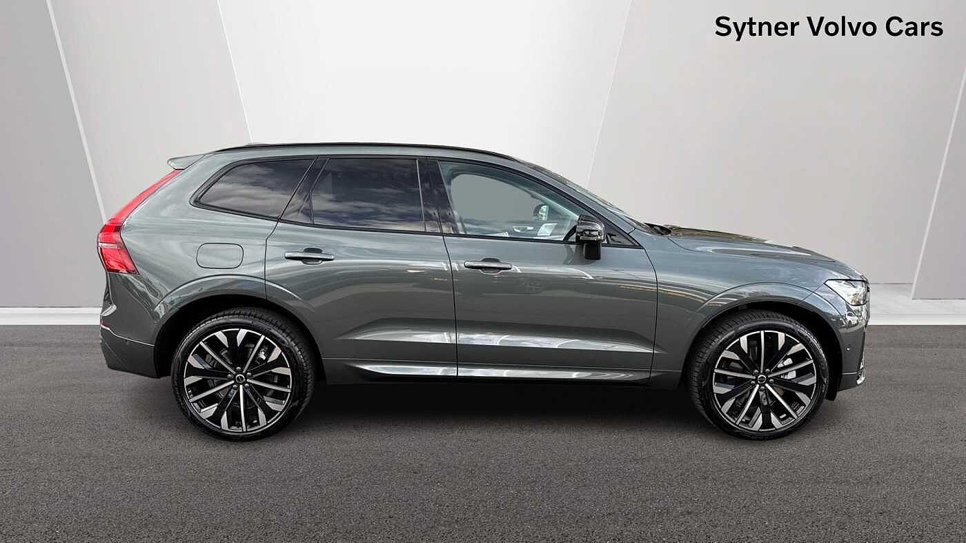 Volvo XC60 T8 Ultra, AWD Plug-in hybrid, Electric/Petrol, Dark