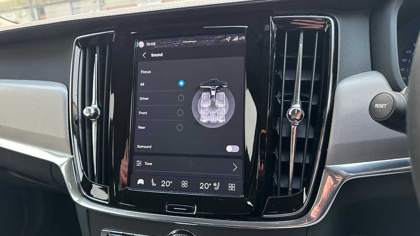 Volvo V90 T6 Plus, AWD Plug-in hybrid, Electric/Petrol, Dark