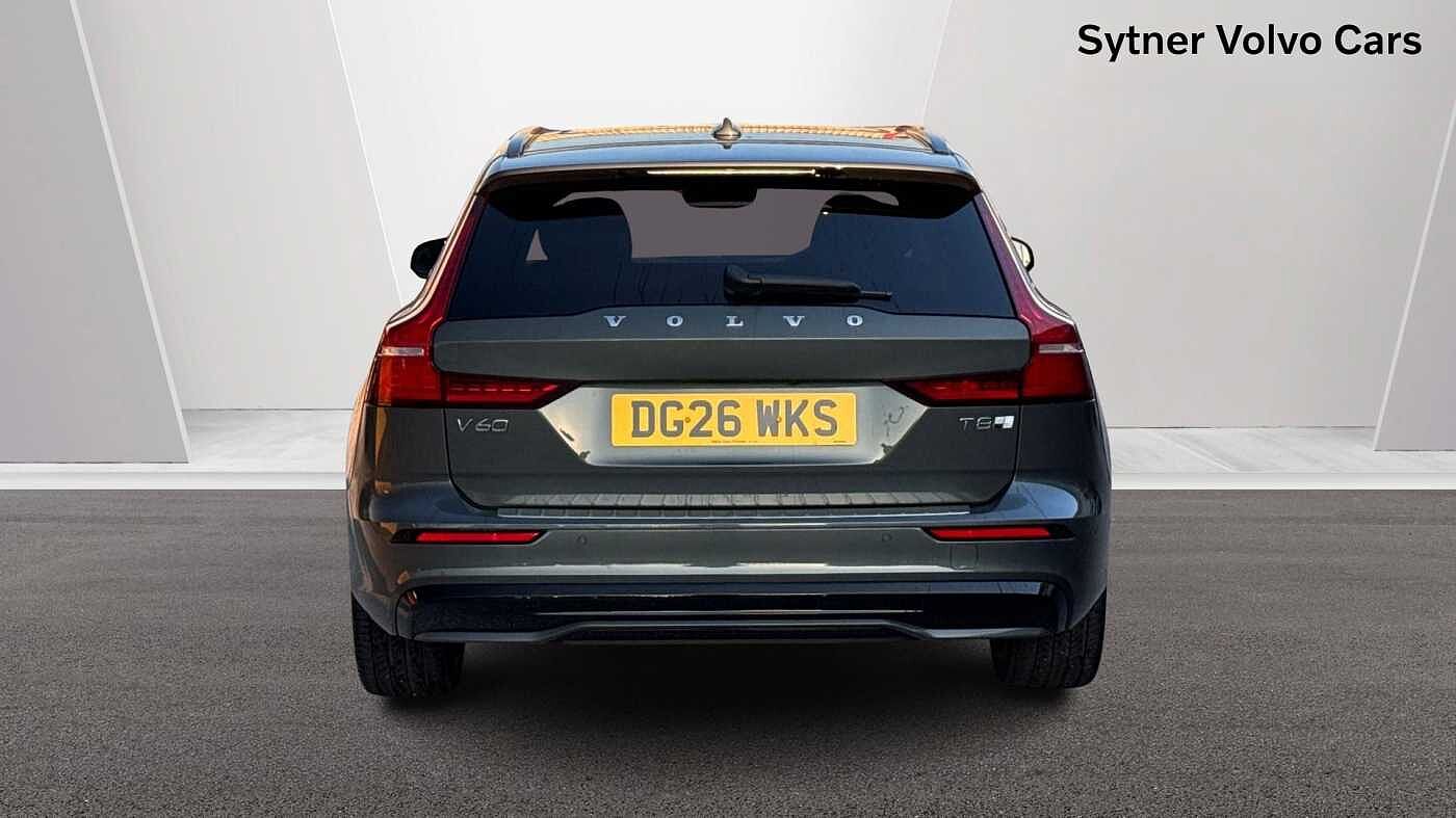 Volvo V60 T8 Ultra, AWD Plug-in hybrid, Electric/Petrol, Dark