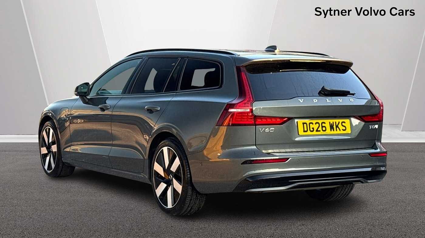 Volvo V60 T8 Ultra, AWD Plug-in hybrid, Electric/Petrol, Dark