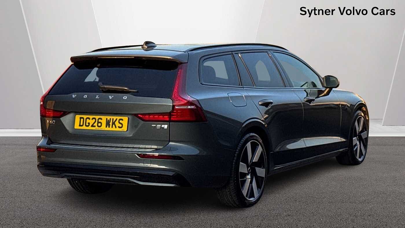 Volvo V60 T8 Ultra, AWD Plug-in hybrid, Electric/Petrol, Dark