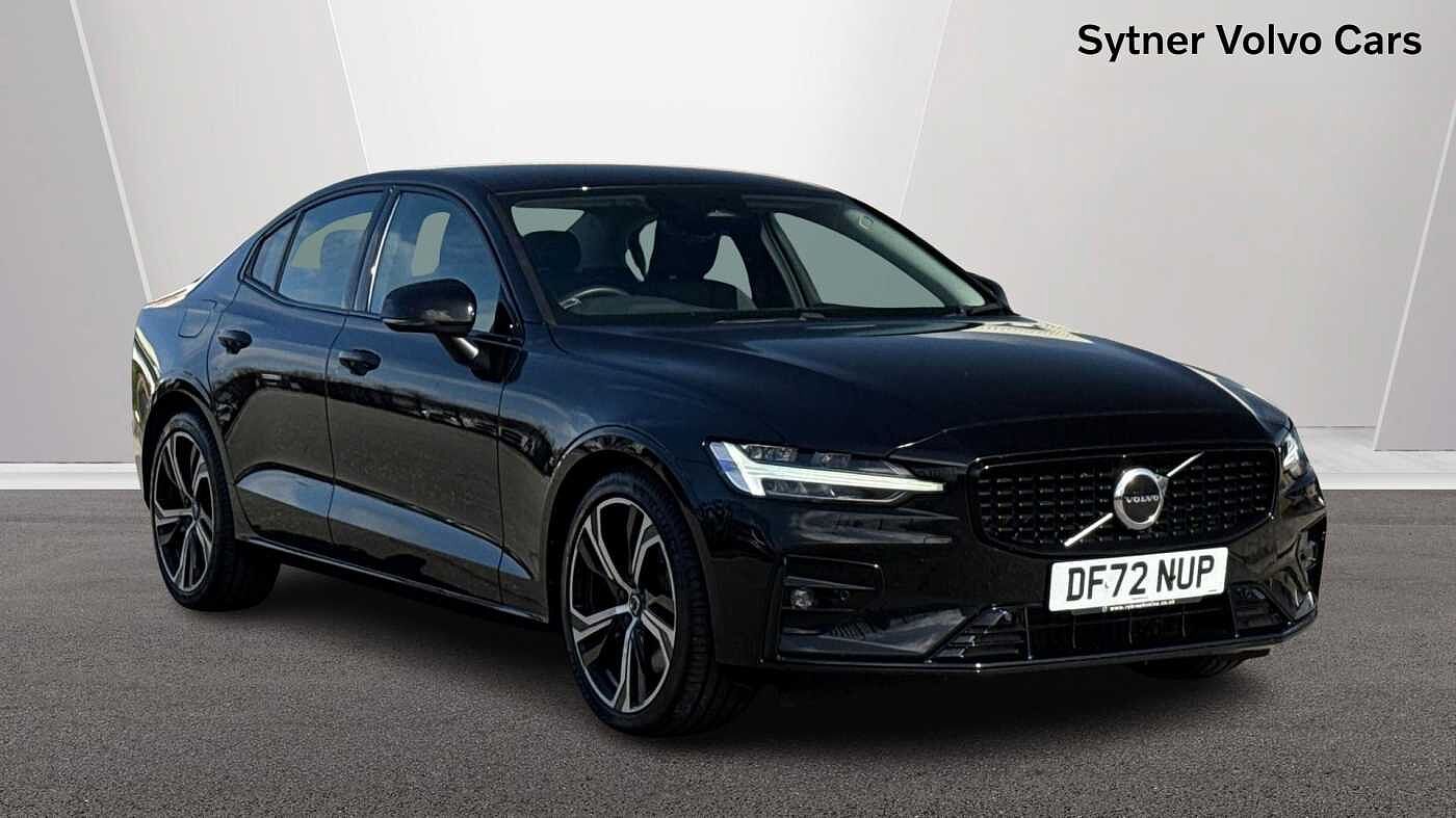 Volvo S60 B5 Plus, mild hybrid, Petrol, Dark