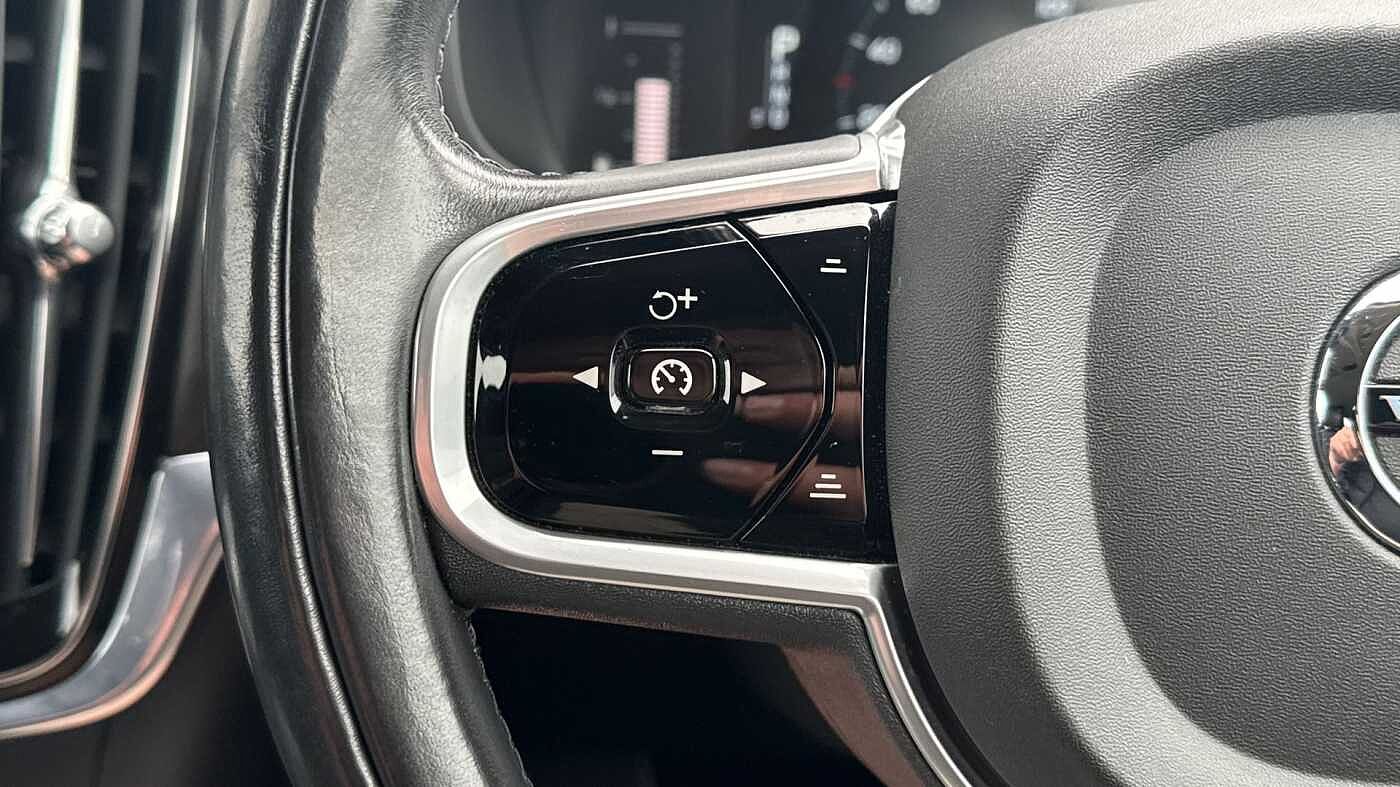 Volvo V90 Cross Country D4 AWD Automatic