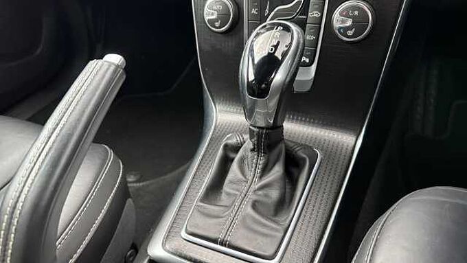 Volvo V40 T2 R-Design Pro Automatic