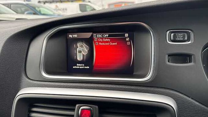 Volvo V40 T2 R-Design Pro Automatic