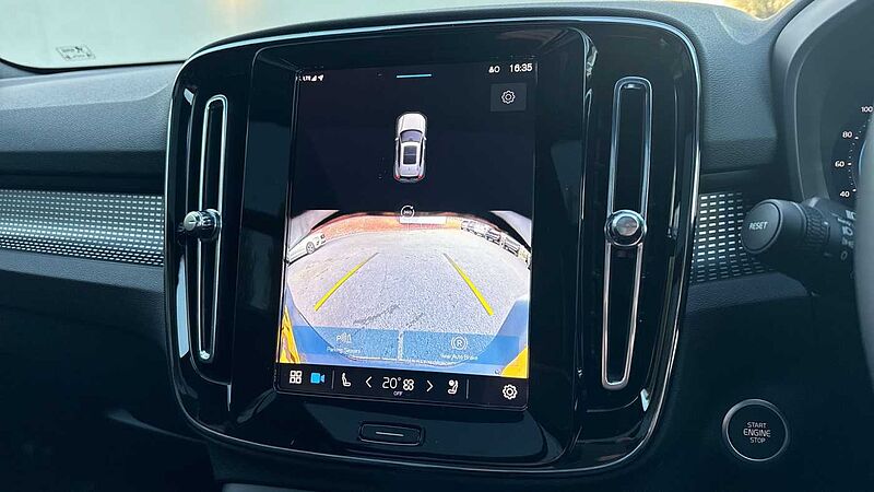 Volvo XC40 B3 Black Edition Ultra, Mild hybrid, Petrol