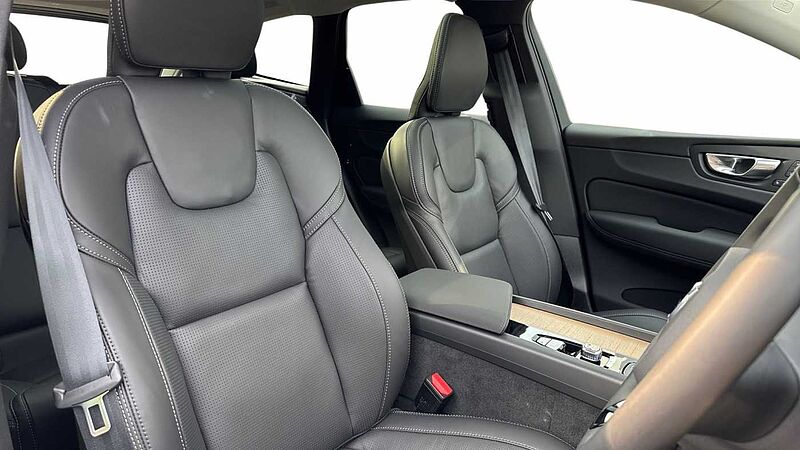 Volvo XC60 Ultra, T8 AWD Plug-in hybrid, Electric/Petrol, Dark