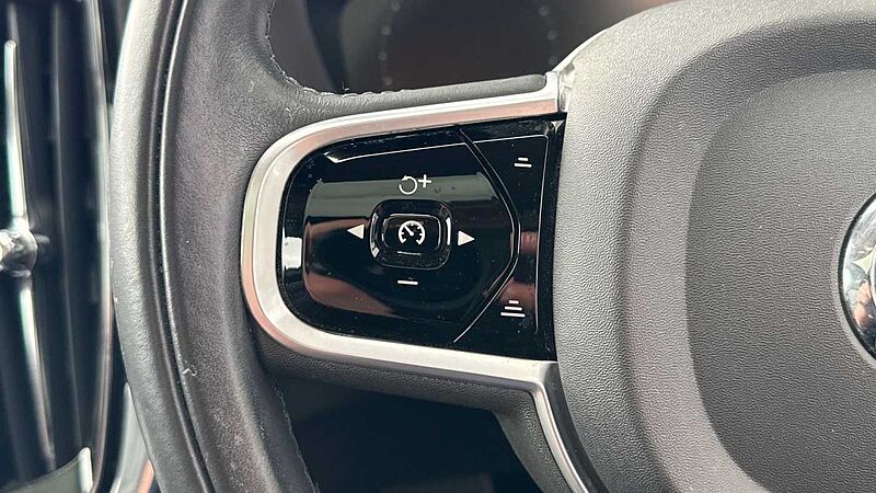 Volvo V90 Cross Country D4 AWD Plus Automatic