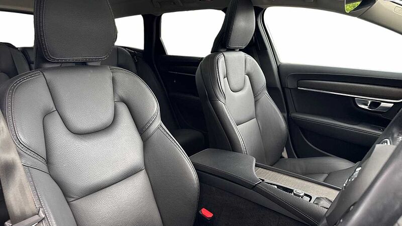 Volvo V90 Cross Country D4 AWD Plus Automatic