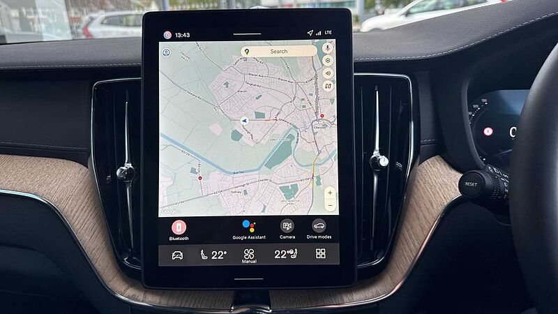 Volvo XC60 T8 Ultra, AWD Plug-in hybrid, Electric/Petrol, Dark