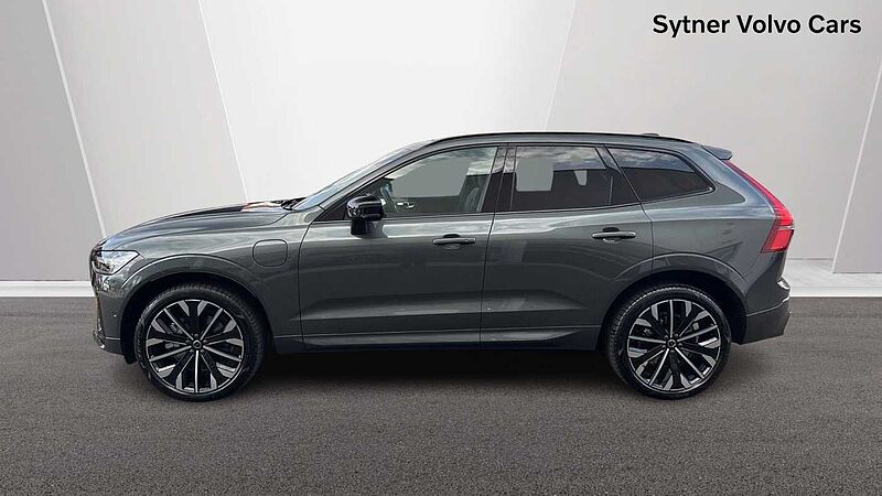 Volvo XC60 T8 Ultra, AWD Plug-in hybrid, Electric/Petrol, Dark