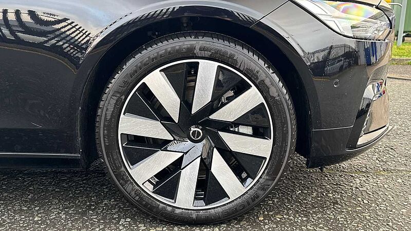 Volvo V90 T6 Plus, AWD Plug-in hybrid, Electric/Petrol, Dark