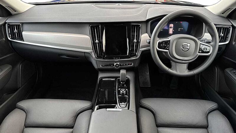 Volvo V90 T6 Plus, AWD Plug-in hybrid, Electric/Petrol, Dark