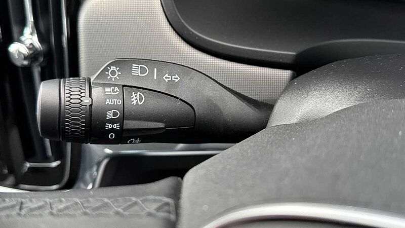 Volvo V90 T6 Plus, AWD Plug-in hybrid, Electric/Petrol, Dark