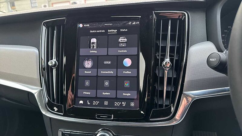 Volvo V90 T6 Plus, AWD Plug-in hybrid, Electric/Petrol, Dark