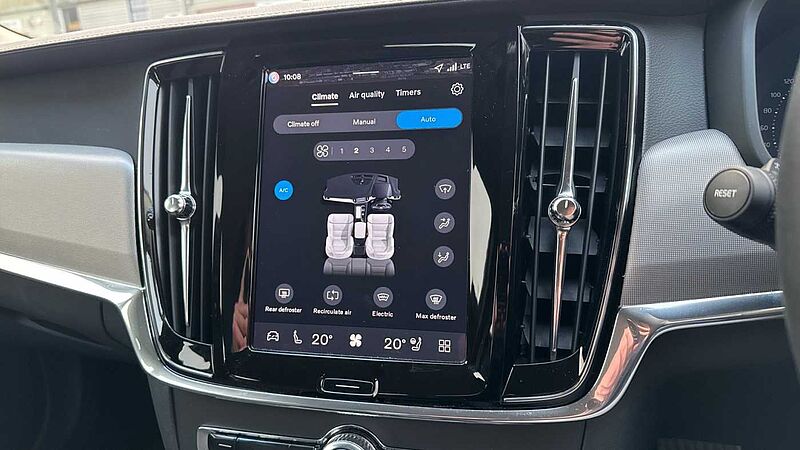 Volvo V90 T6 Plus, AWD Plug-in hybrid, Electric/Petrol, Dark