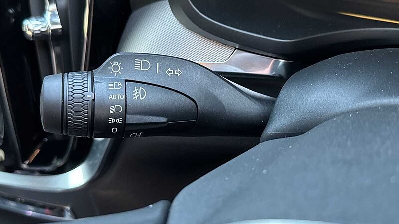 Volvo V60 T8 Ultra, AWD Plug-in hybrid, Electric/Petrol, Dark