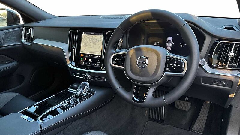 Volvo V60 T8 Ultra, AWD Plug-in hybrid, Electric/Petrol, Dark