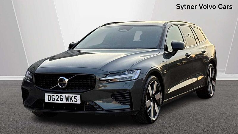 Volvo V60 T8 Ultra, AWD Plug-in hybrid, Electric/Petrol, Dark