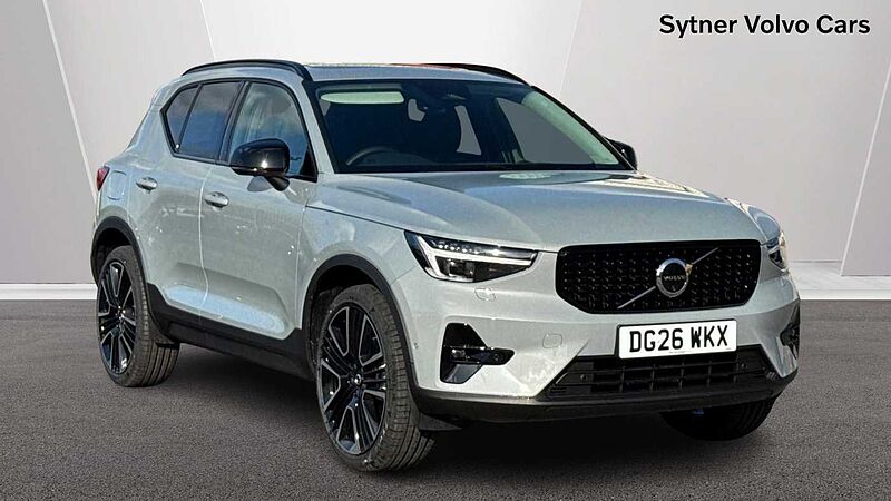 Volvo XC40 B3 Ultra, Mild hybrid, Petrol, Dark