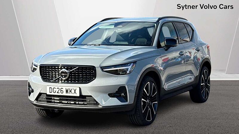 Volvo XC40 B3 Ultra, Mild hybrid, Petrol, Dark