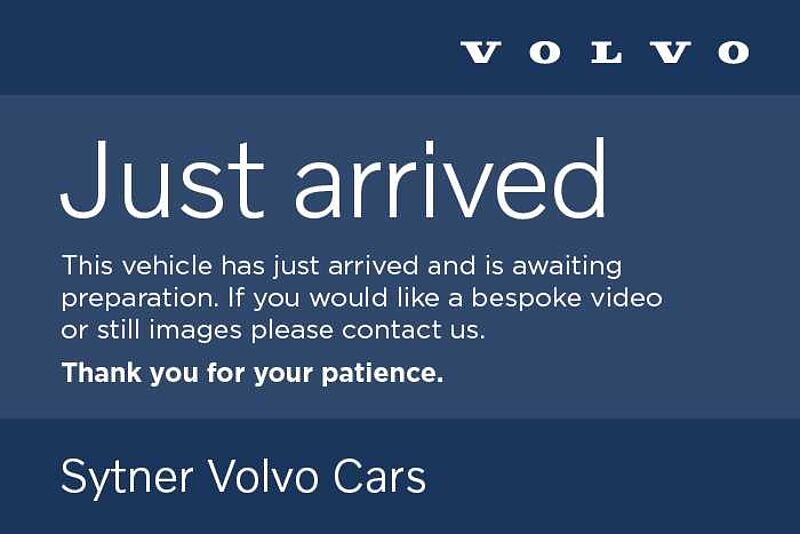 Volvo XC40 B4 Black Edition Ultra, Mild hybrid, Petrol
