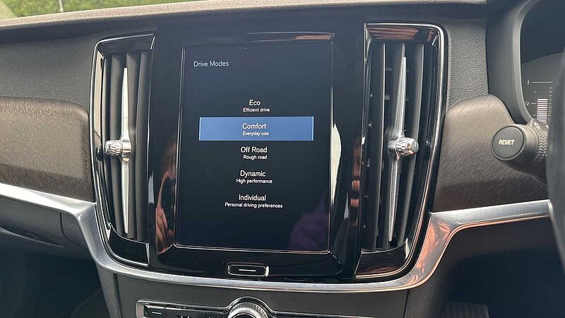 Volvo V90 Cross Country D4 AWD Automatic