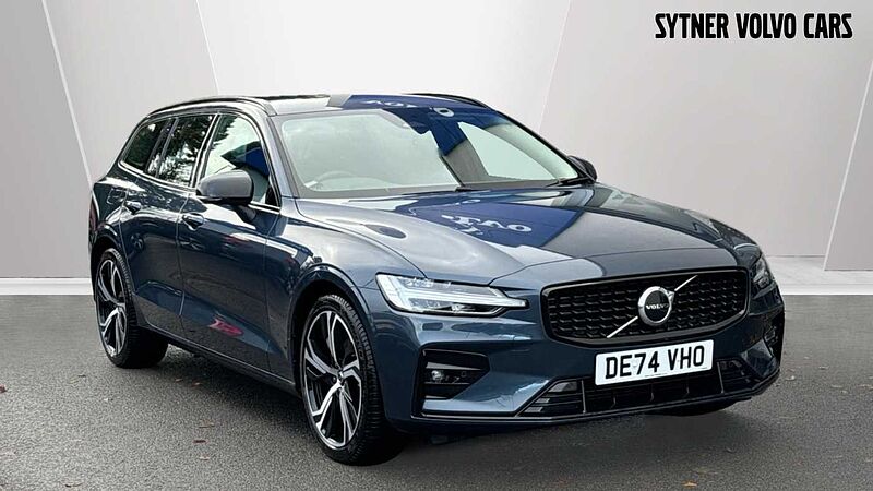 Volvo V60 B4 Plus, Mild hybrid, Petrol, Dark