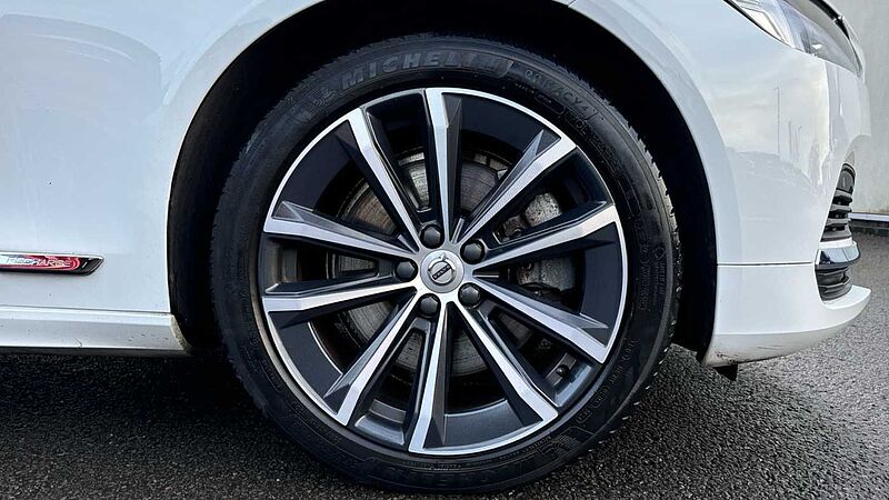 Volvo S90 T8 Recharge Inscription, AWD plug-in hybrid