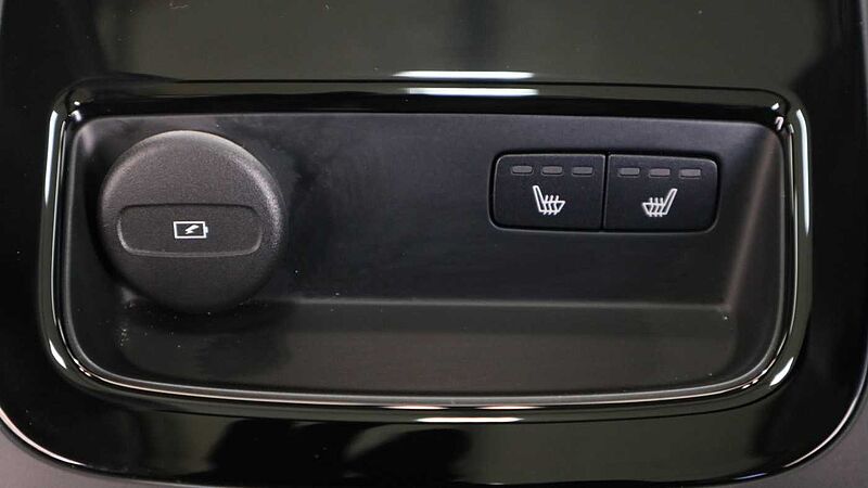 Volvo V60 T8 Ultra, AWD Plug-in hybrid, Electric/Petrol, Dark