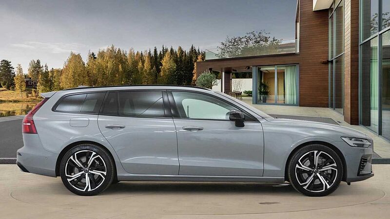 Volvo V60 T8 Ultra, AWD Plug-in hybrid, Electric/Petrol, Dark