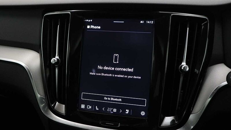 Volvo V60 T8 Ultra, AWD Plug-in hybrid, Electric/Petrol, Dark