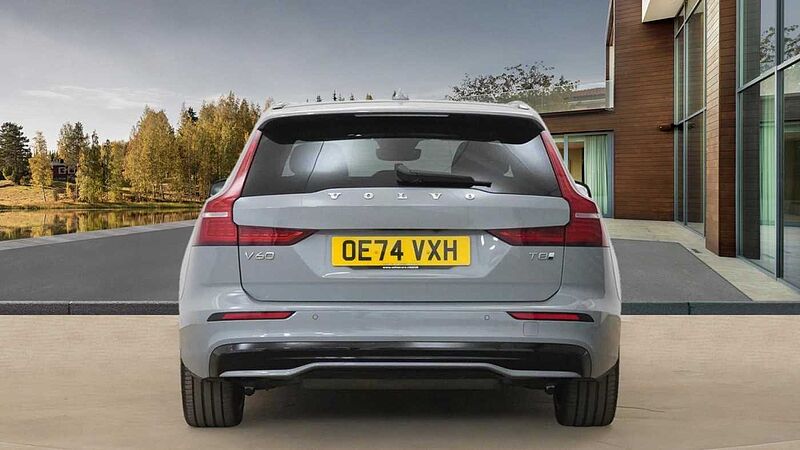 Volvo V60 T8 Ultra, AWD Plug-in hybrid, Electric/Petrol, Dark