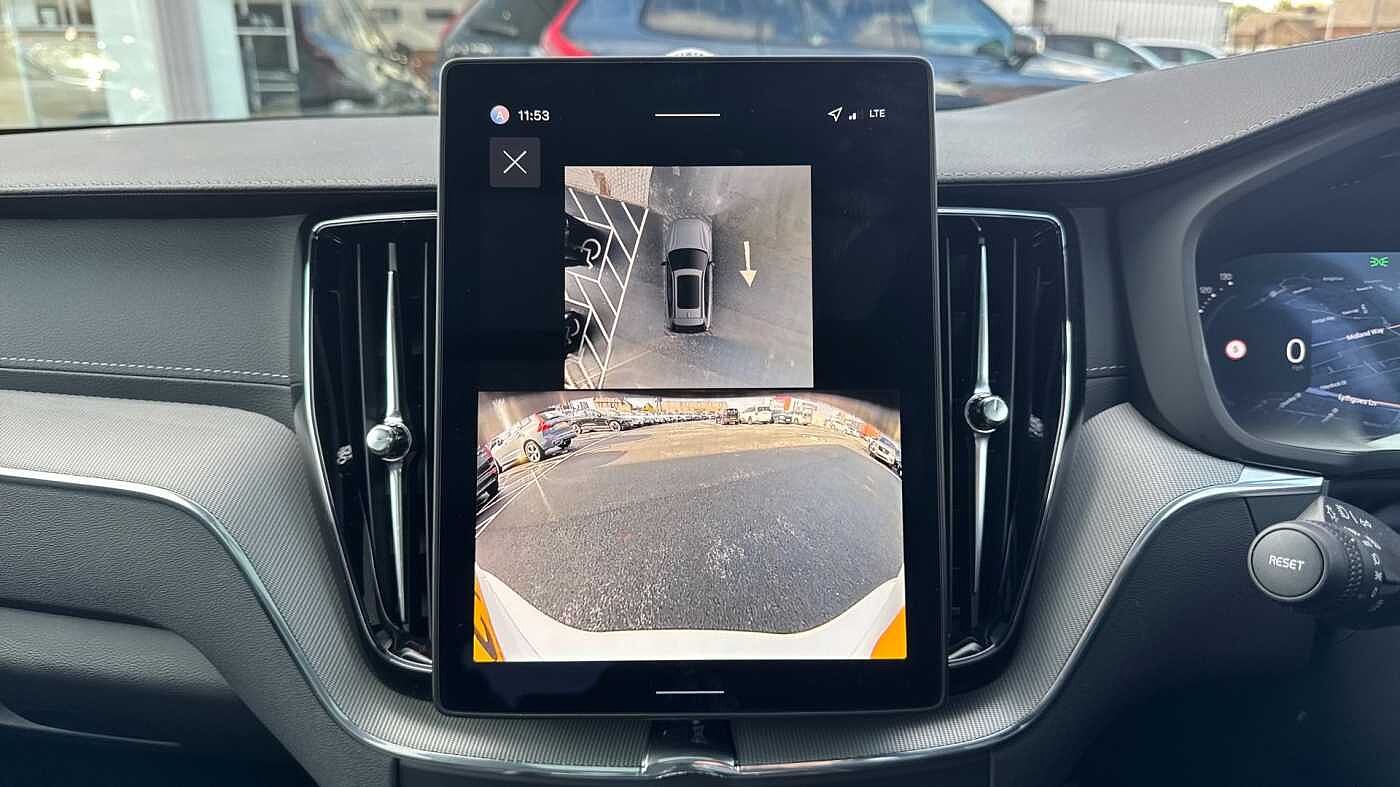 Volvo XC60 Black Edition Ultra, T8 AWD Plug-in hybrid, Electric/Petrol