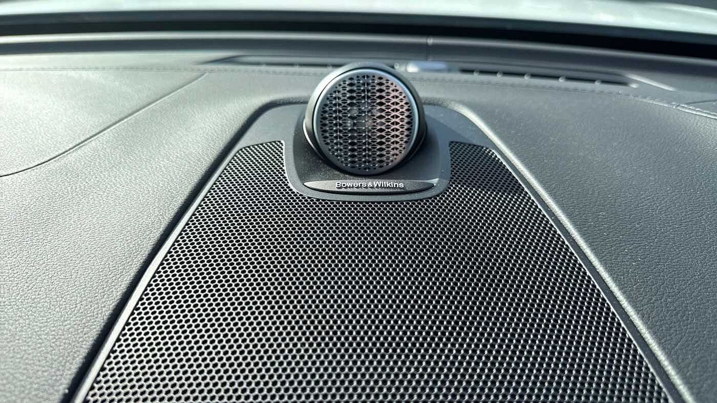 Volvo XC60 Black Edition Ultra, T8 AWD Plug-in hybrid, Electric/Petrol