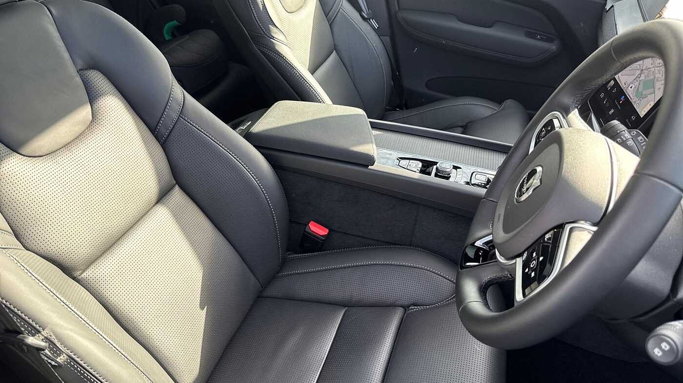 Volvo XC60 Black Edition Ultra, T8 AWD Plug-in hybrid, Electric/Petrol