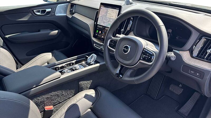 Volvo XC60 Ultra, T8 AWD Plug-in hybrid, Electric/Petrol, Dark