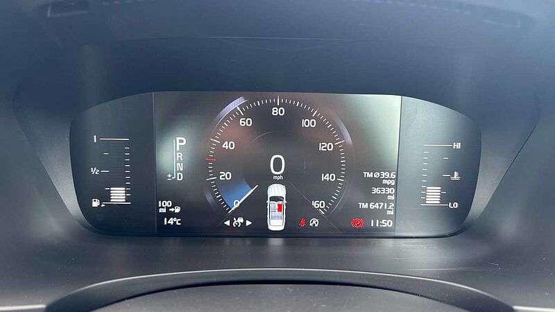 Volvo S90 D4 Momentum Automatic
