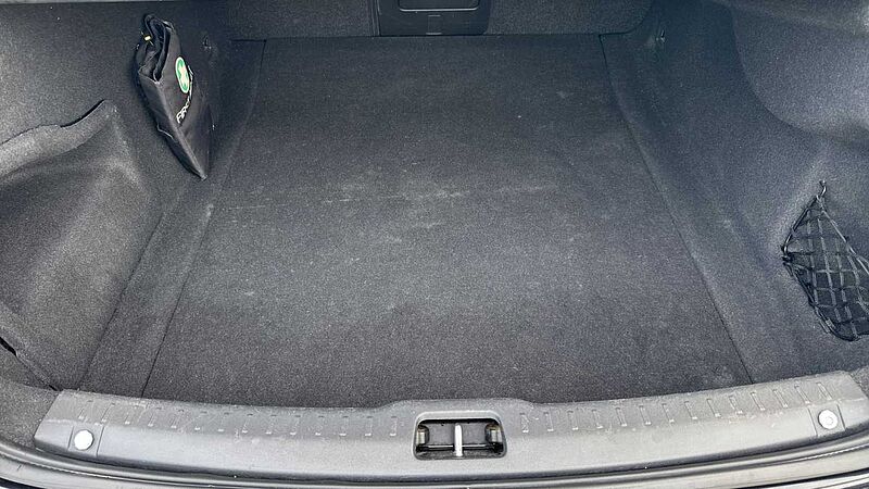 Volvo S90 D4 Momentum Automatic