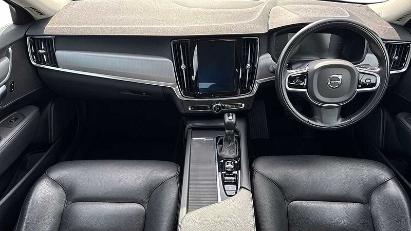 Volvo S90 D4 Momentum Automatic