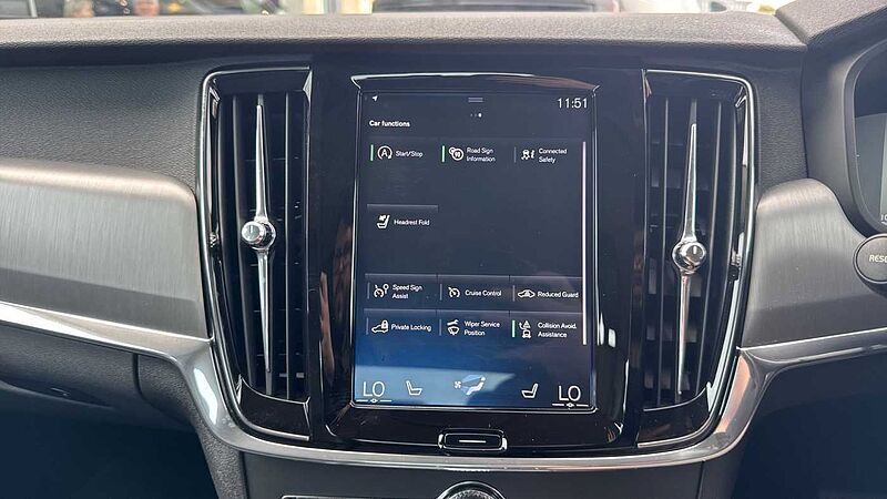 Volvo S90 D4 Momentum Automatic