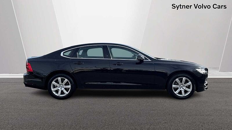 Volvo S90 D4 Momentum Automatic