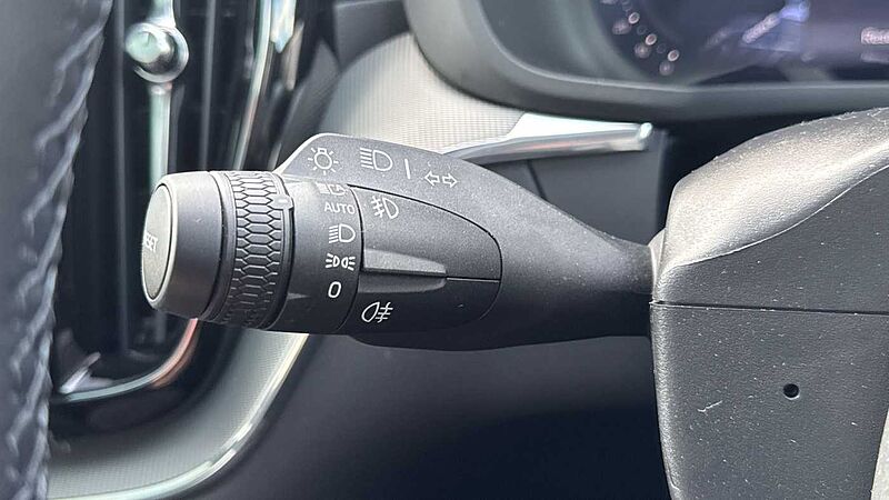 Volvo XC60 Black Edition Ultra, T8 AWD Plug-in hybrid, Electric/Petrol