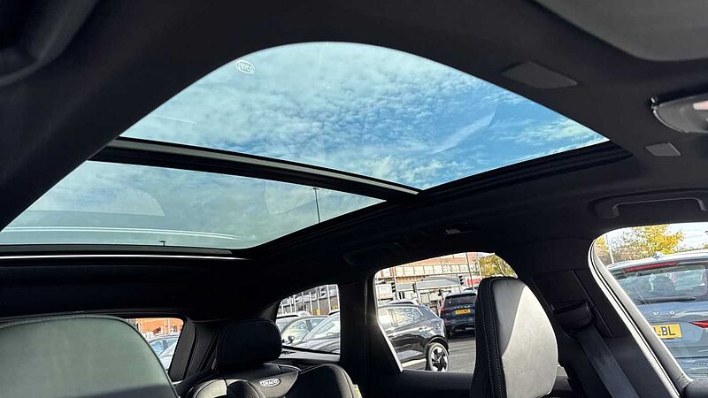 Volvo XC60 Black Edition Ultra, T8 AWD Plug-in hybrid, Electric/Petrol