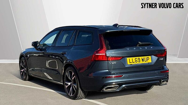 Volvo V60 T8 Twin Engine AWD R-Design Plus Automatic