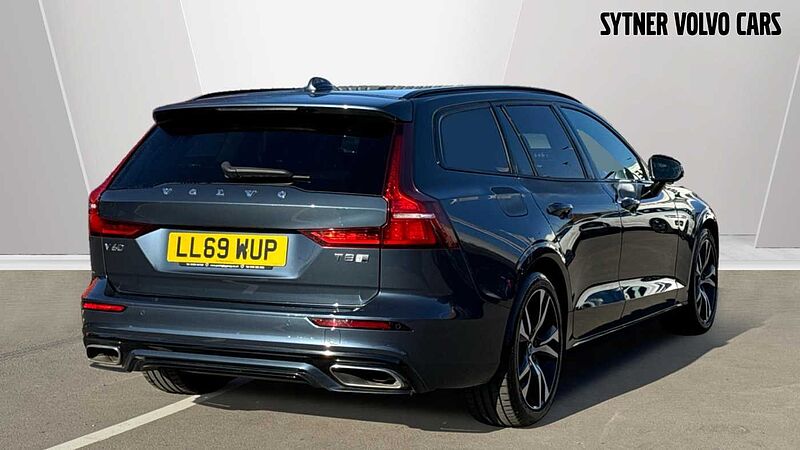 Volvo V60 T8 Twin Engine AWD R-Design Plus Automatic