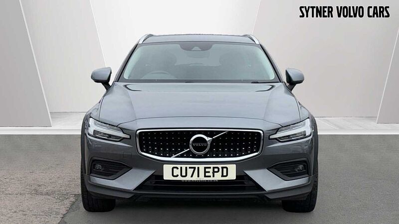 Volvo V60 Cross Country Pro, B5 AWD mild hybrid