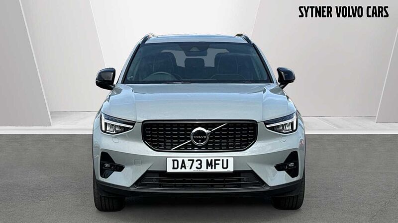 Volvo XC40 Recharge Ultimate, T5 plug-in hybrid, Electric/Petrol, Dark