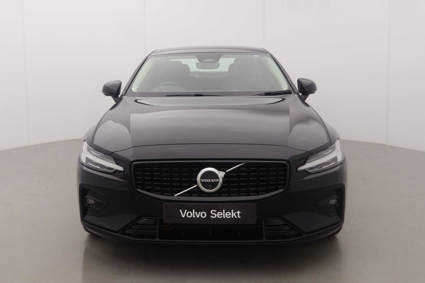 Volvo S60 Plus, B5 AWD Mild hybrid, Petrol, Dark